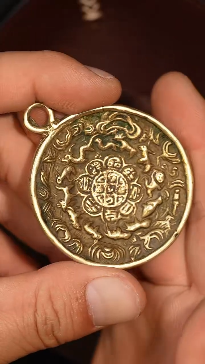 冲赛康胡子哥，藏传九宫八卦牌236