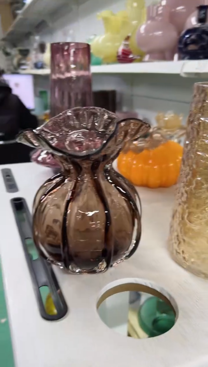 【闪购商品】玻璃1705 瑕疵 介意者慎拍