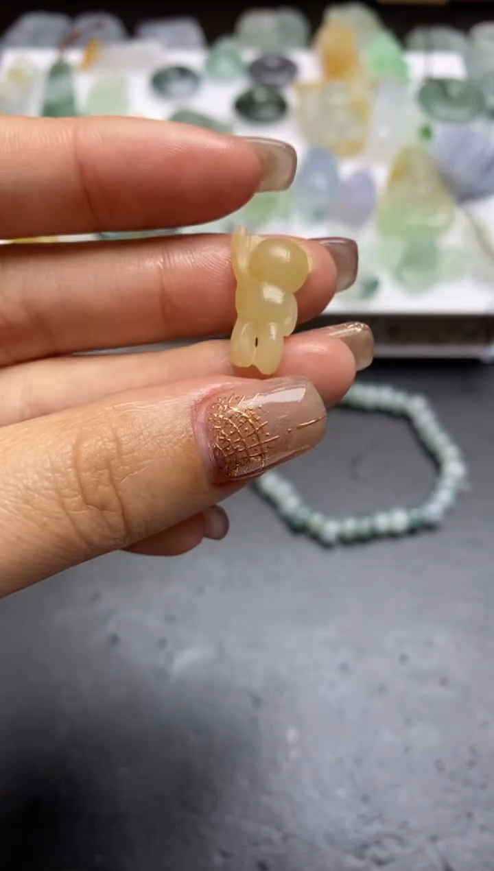 【闪购商品】定制翡翠未镶嵌翡翠毛货~