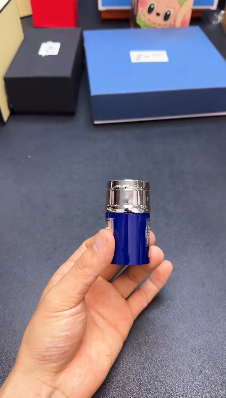 瓷片全新正品一件不留@@WE715