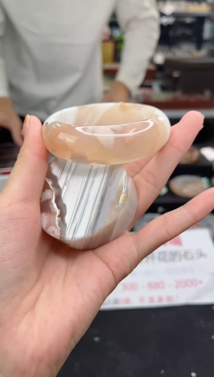 【闪购商品】石英质玉手镯未镶嵌54圈口（赠品镯心）1567111