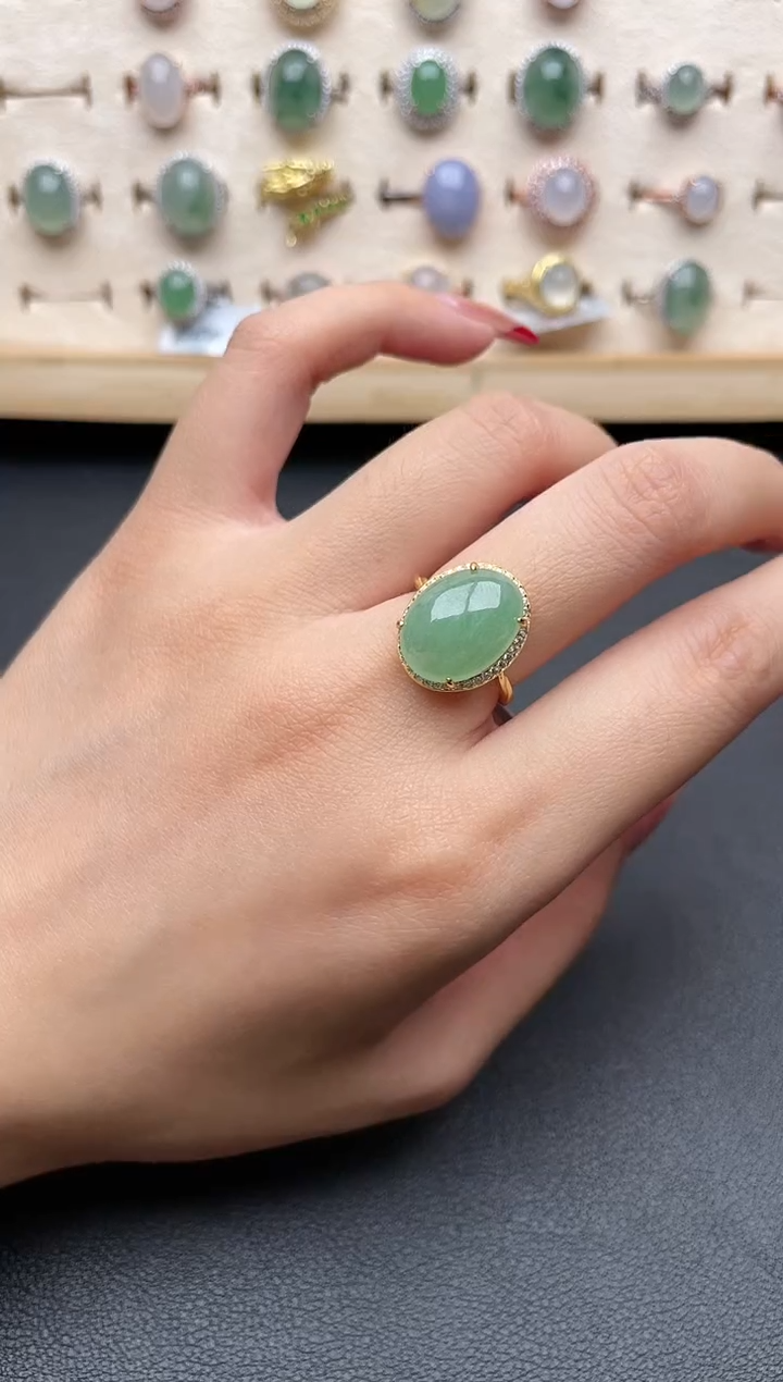 【闪购商品】翡翠戒指银S925镶嵌一物一证一礼盒