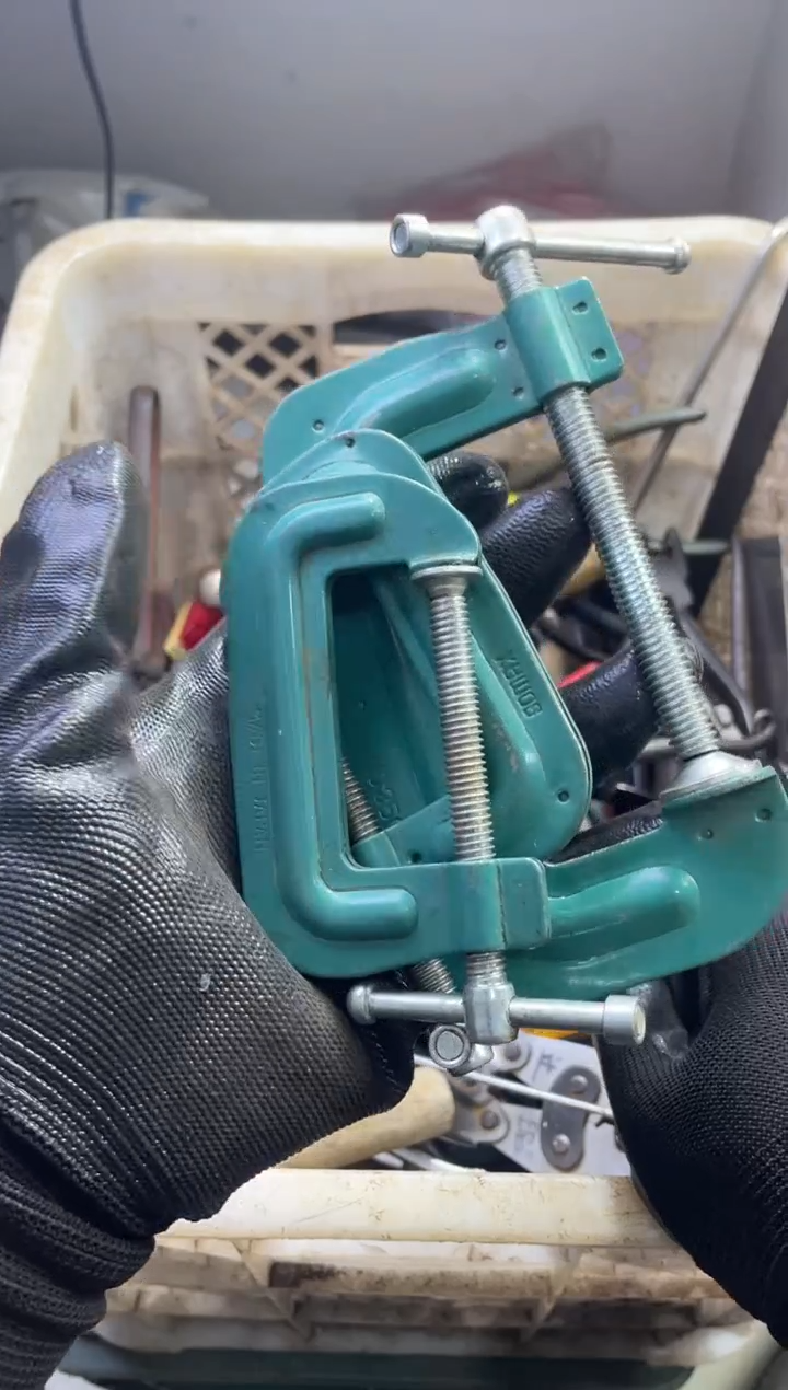 镁山****人阿古百货商行闪购