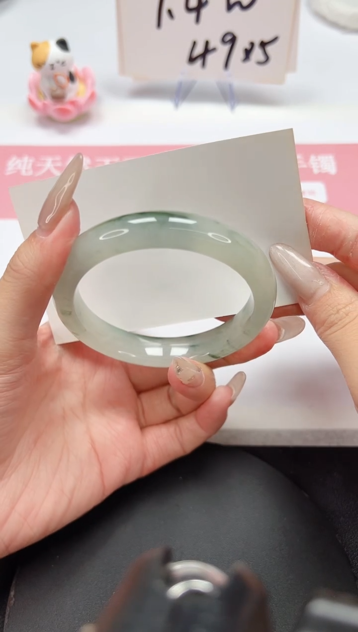 【闪购商品】石英质玉手镯未镶嵌A142-57.1