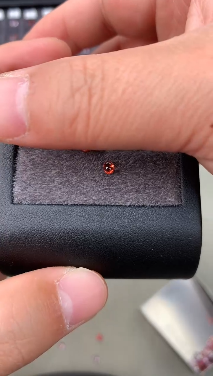 【闪购商品】定制尖晶石裸石未镶嵌0.21ct 彩色素面