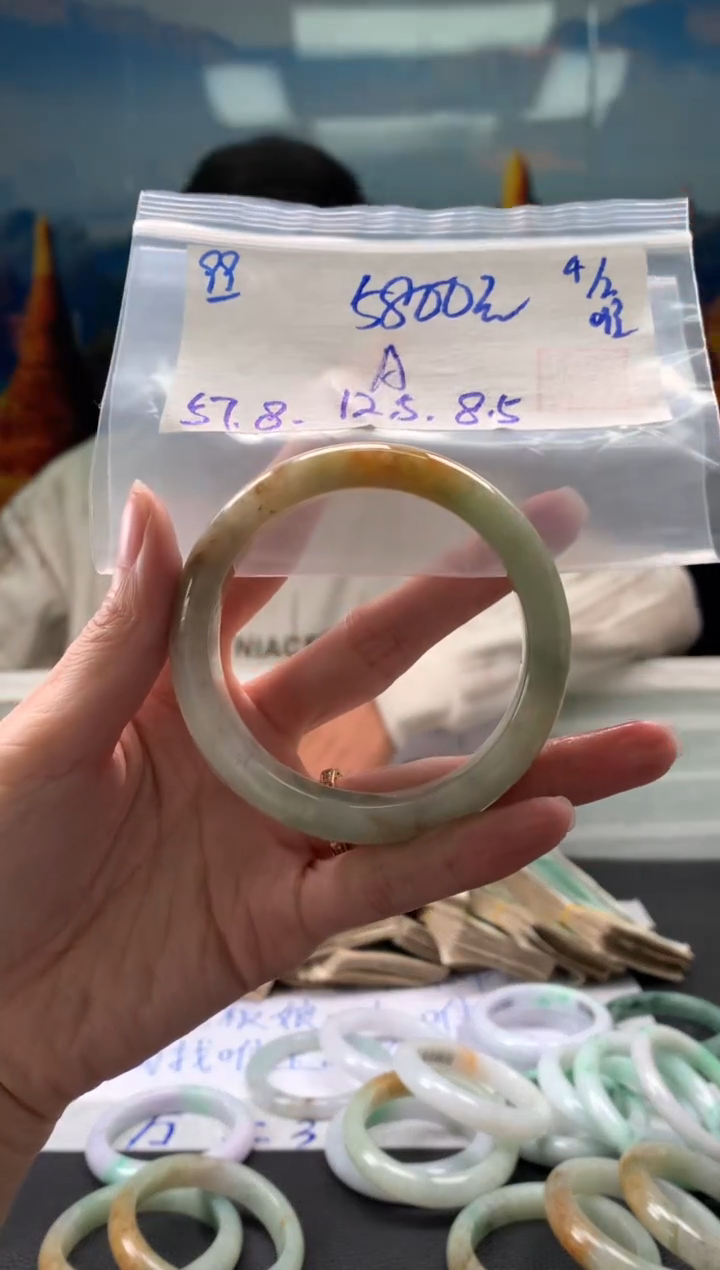 【闪购商品】翡翠手镯未镶嵌翡翠手镯 下单联系小耳机#*99