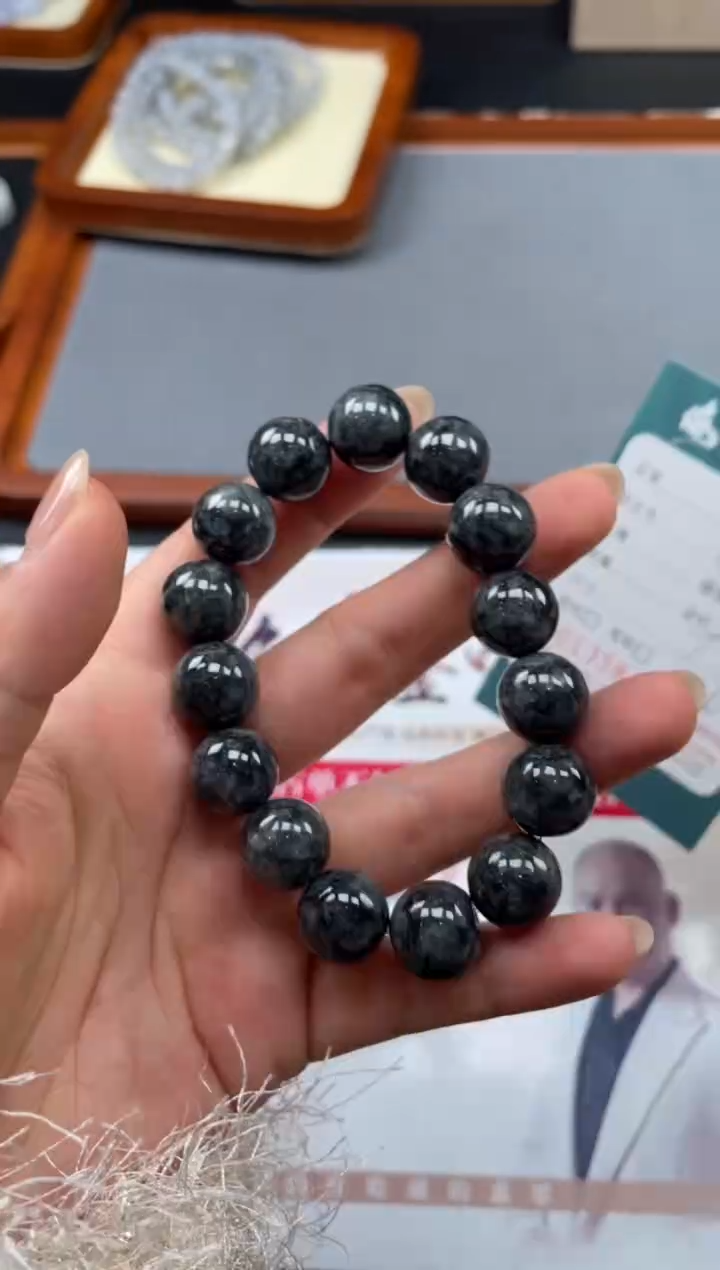 【闪购商品】定制翡翠未镶嵌03-07HDJT0135818