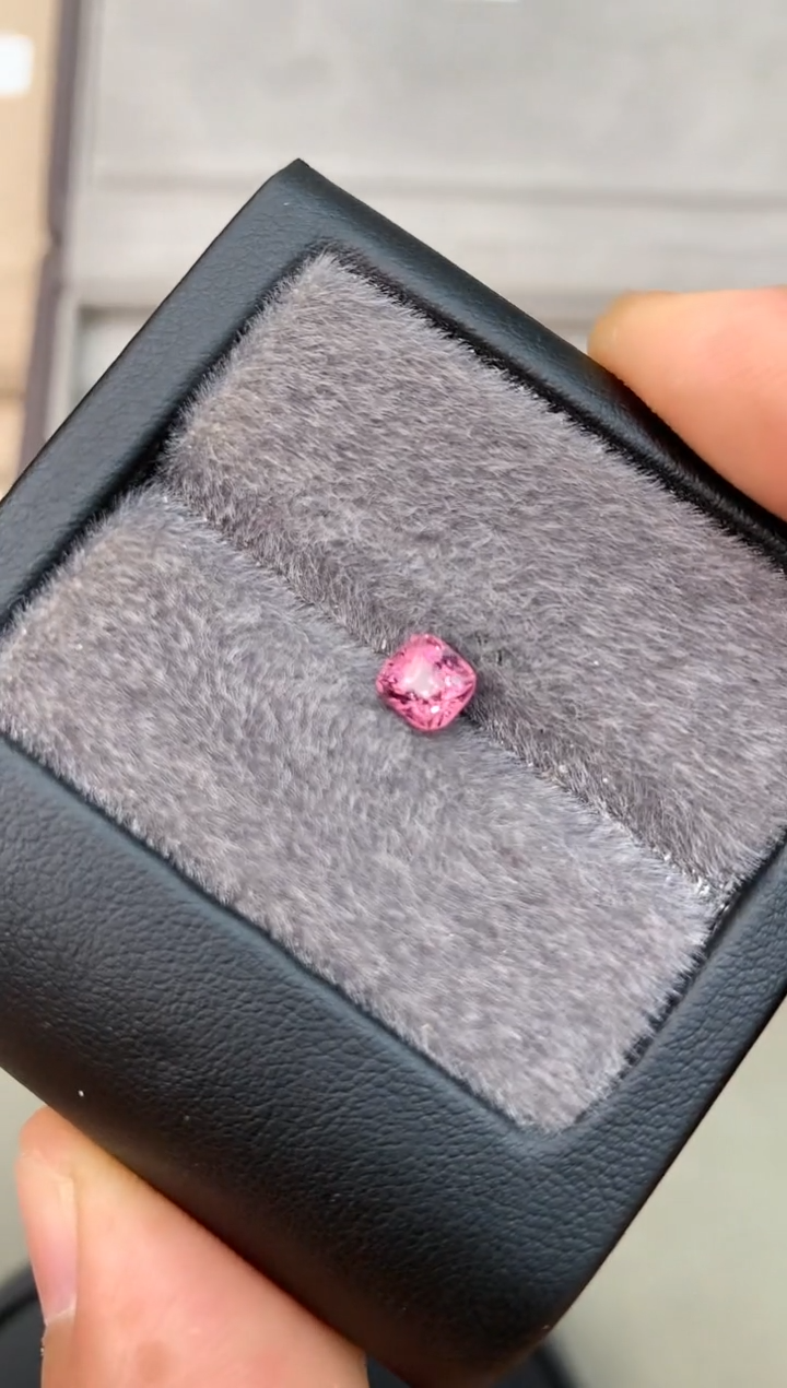 【闪购商品】定制尖晶石裸石未镶嵌1.04ct 枕型 暖色调