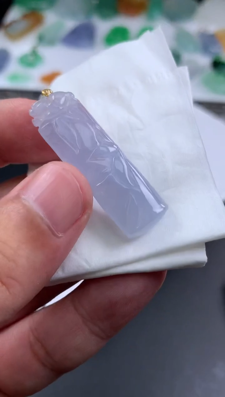 【闪购商品】翡翠颈饰18K金镶嵌翡翠