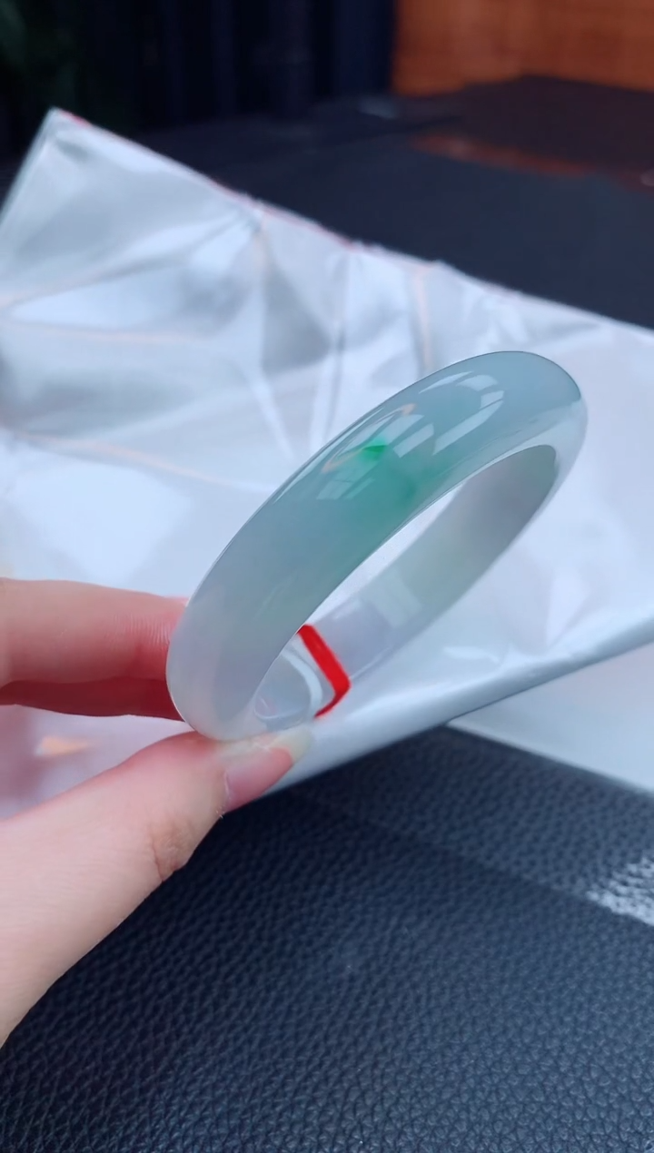 【闪购商品】翡翠手镯未镶嵌缅甸天然翡翠A货手镯