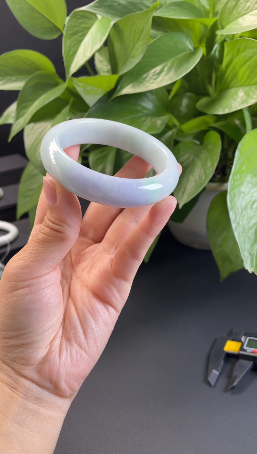 未镶嵌手镯翡翠20#天然缅甸A货翡翠手镯56-57圈口（宽版轮胎）