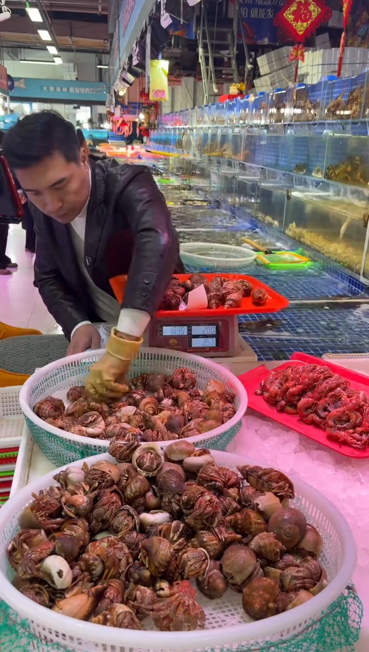 中国大陆断氧下怪肉一称。2.6斤