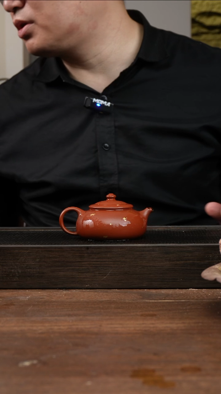 茶杯紫砂朱泥洒金小寒江     130CC    洒金  