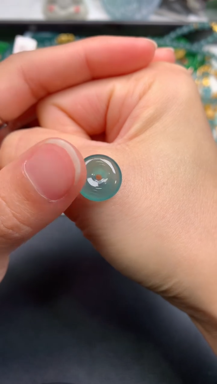 【闪购商品】翡翠颈饰未镶嵌无证书