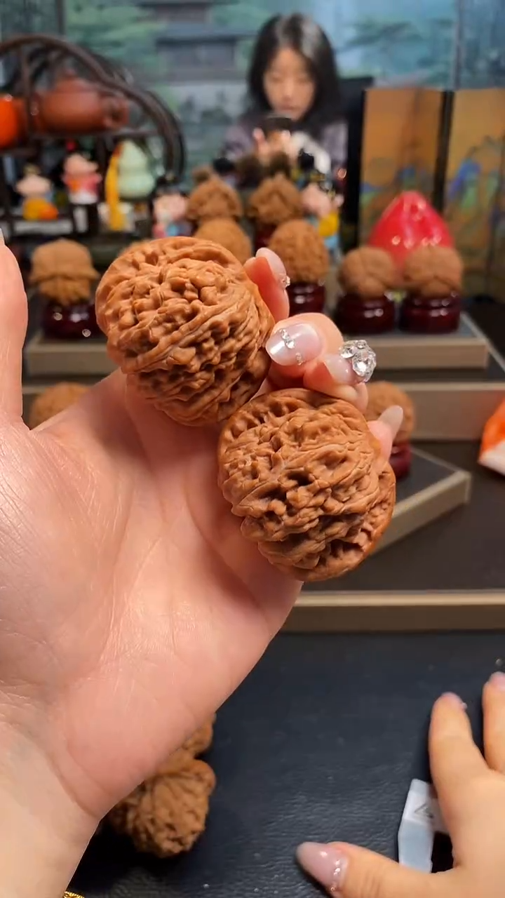 【闪购商品】文玩核桃吊坠K385四座楼45