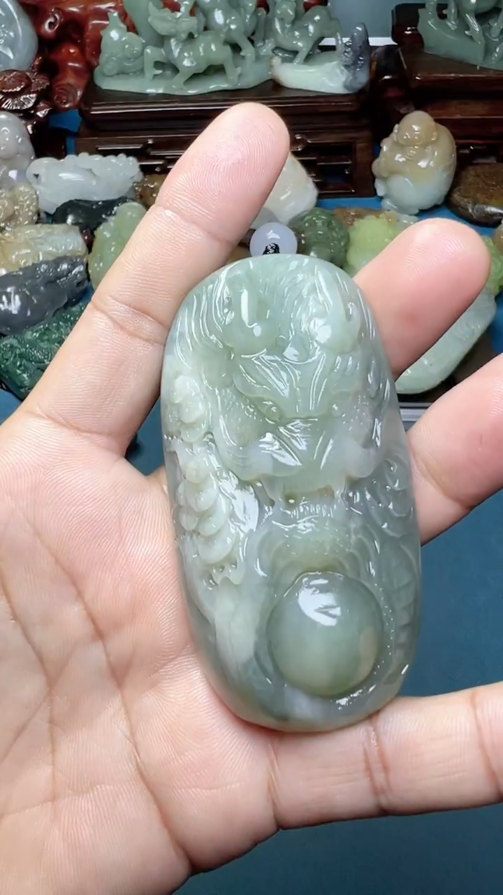 未镶嵌和田玉把件-