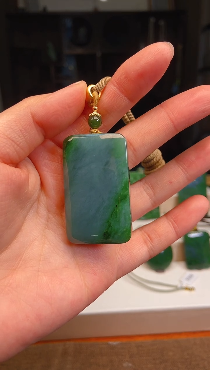 【闪购商品】和田玉挂件未镶嵌1