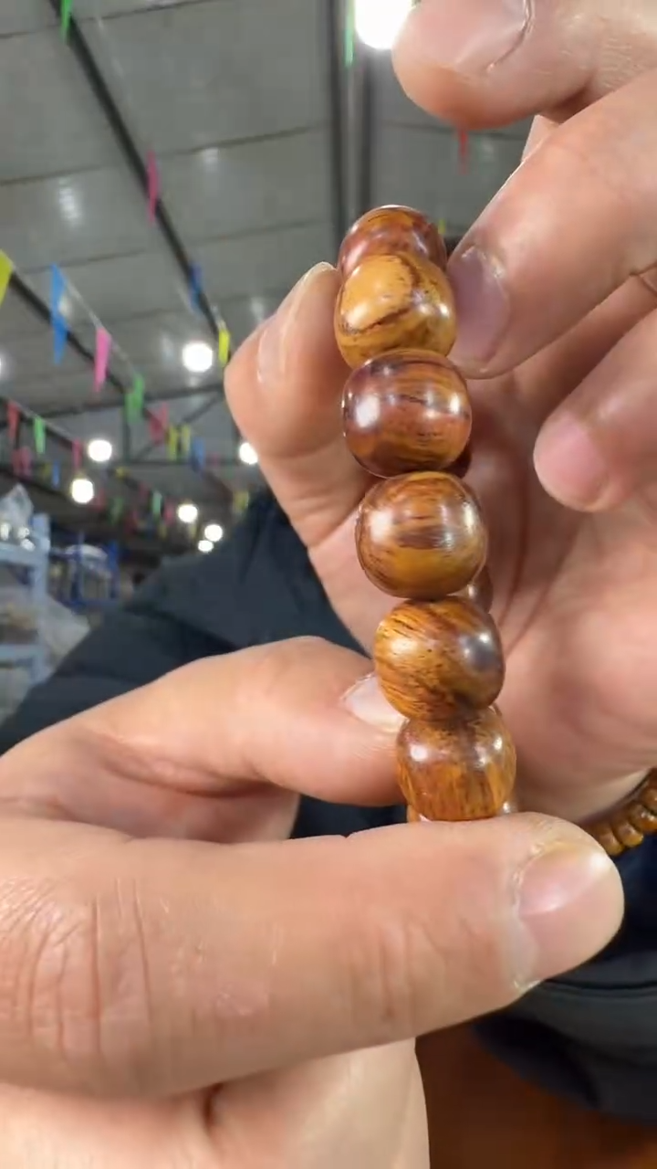 手串/手链黄花梨/降香黄檀M23 实物为准