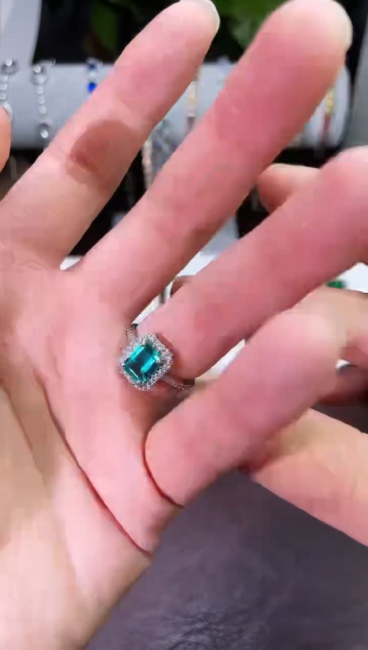 足铂镶嵌合成（培育）蓝宝石戒指/指环湖水绿戒指323