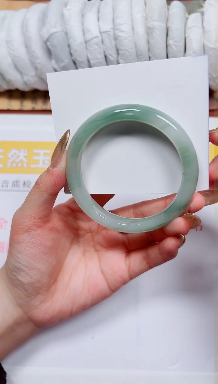 【闪购商品】石英质玉手镯未镶嵌K312-56.7