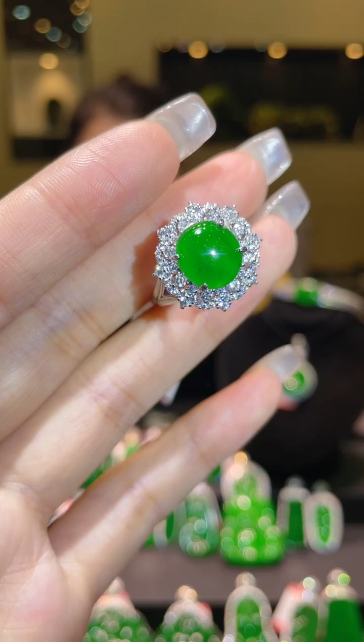 【闪购商品】翡翠吊坠(不含链)银S925镶嵌A9