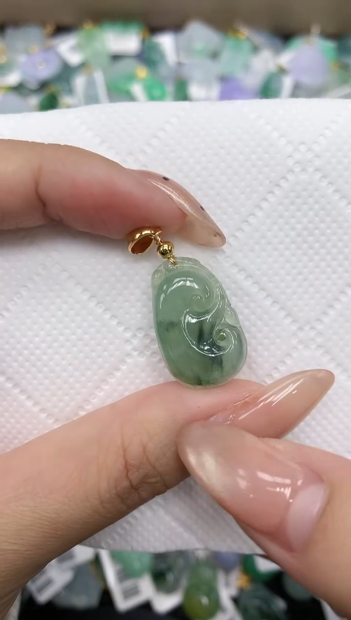 颈饰未镶嵌翡翠a货百元一下同包裹多件发出的只收取一单运费