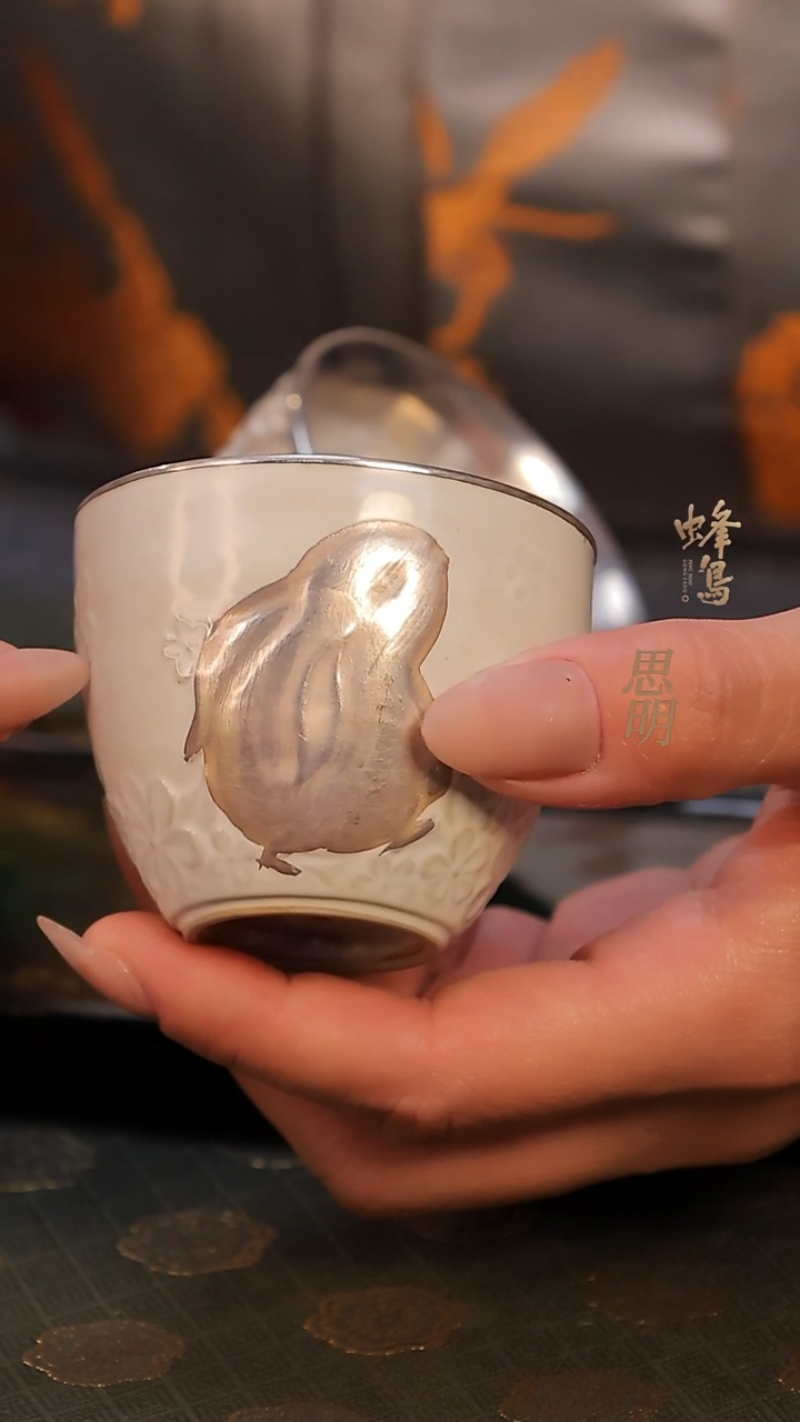 【闪购商品】瓷器 兔子小花包银杯WCBYB1070