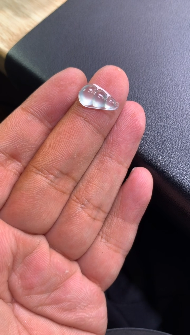 【闪购商品】翡翠颈饰未镶嵌豆子