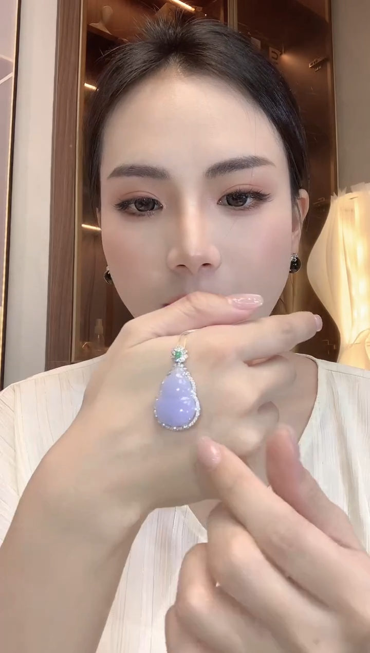 翡翠18K金镶嵌吊坠(不含链)A92 紫货有一定色差