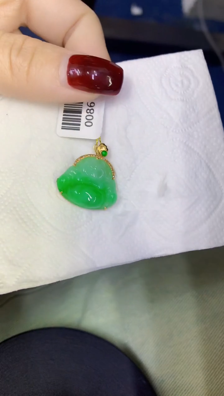 颈饰18K金镶嵌翡翠缅甸天然翡翠A货