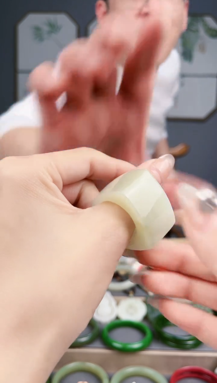 【闪购商品】和田玉颈饰未镶嵌AA多样性发货 