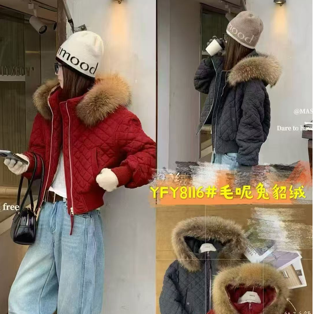 瑶瑶家  毛领连帽菱形格加毛加厚外套