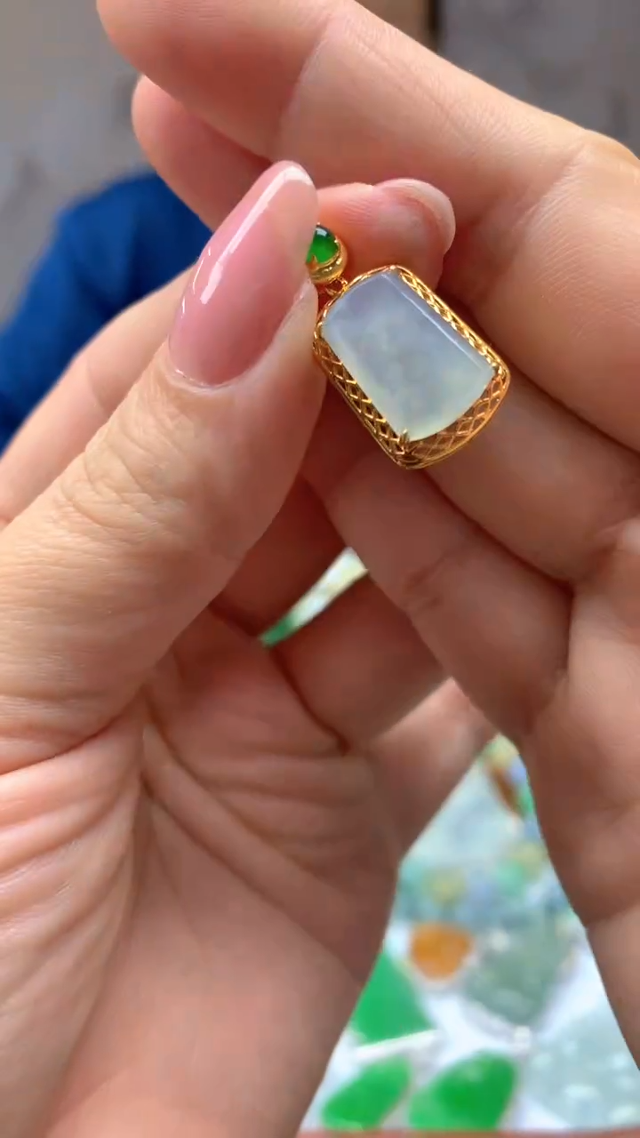 【闪购商品】翡翠颈饰18K金镶嵌224-天然翡翠