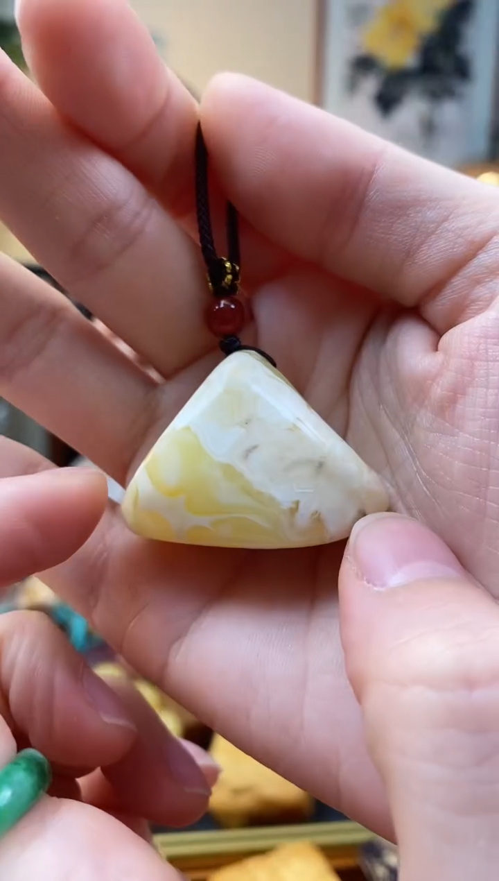 【闪购商品】琥珀颈饰未镶嵌吊坠