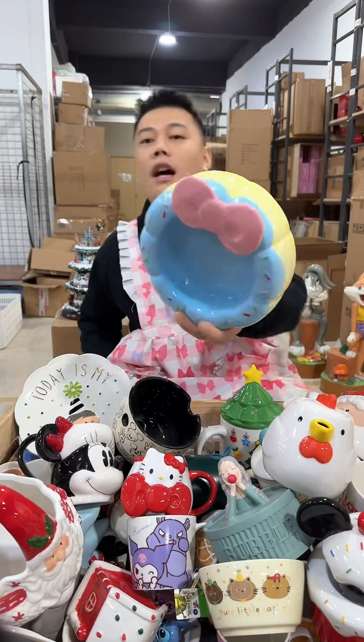 瓷片甜甜圈猫碗 