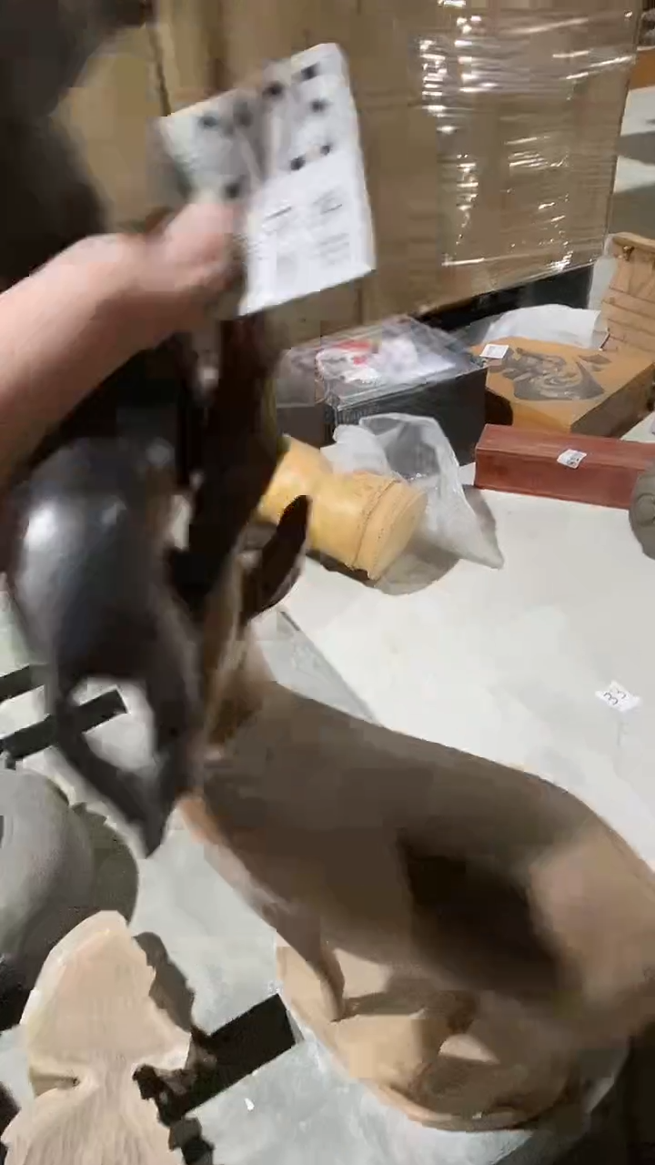 C***i125中古美术艺术品