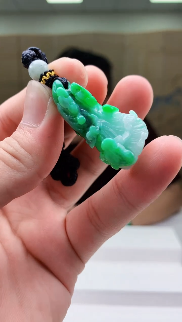 【闪购商品】定制翡翠未镶嵌4969bb-毛货挂件25