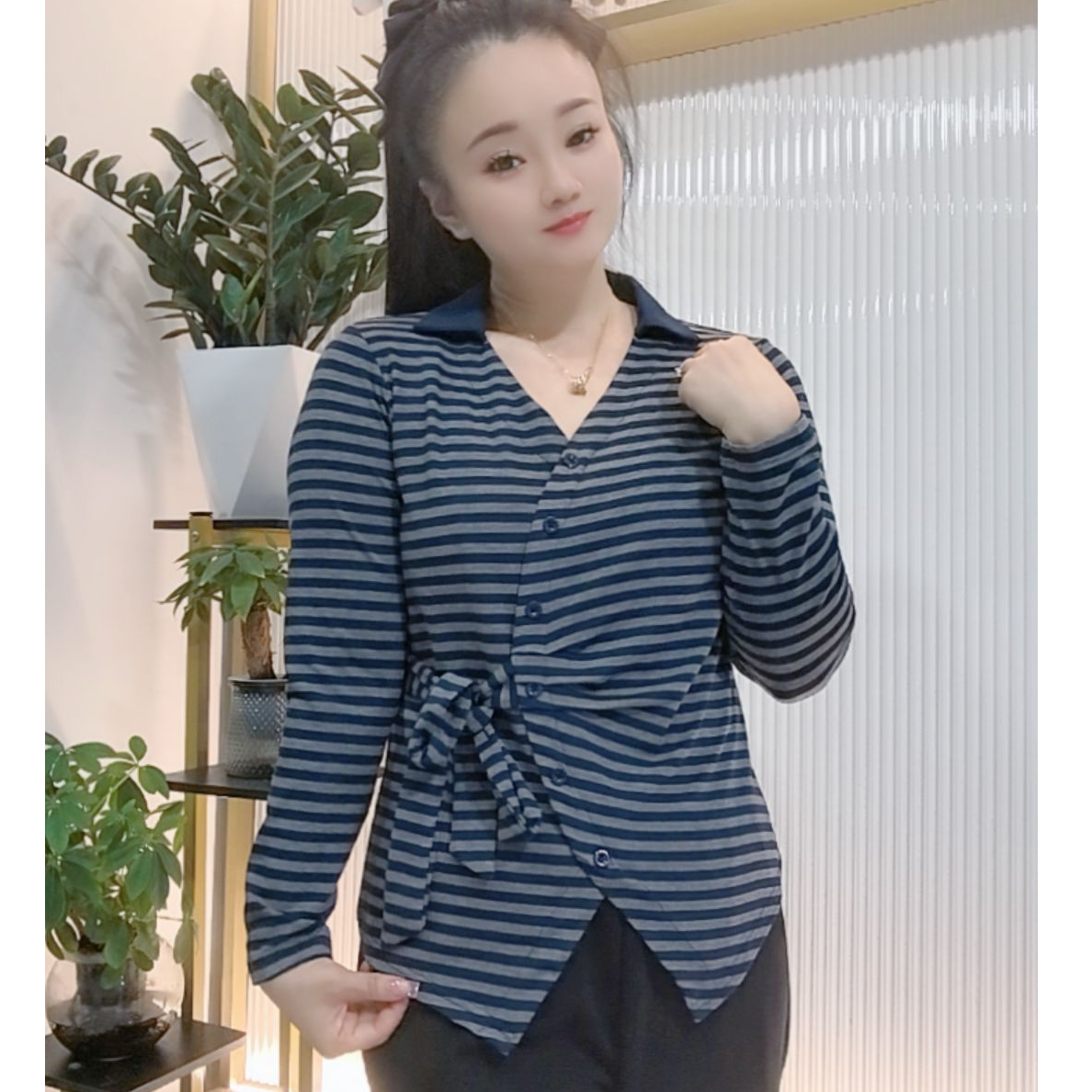【婉婷服饰】806长袖秋款T恤翻领女装时尚修身休闲百搭洋气