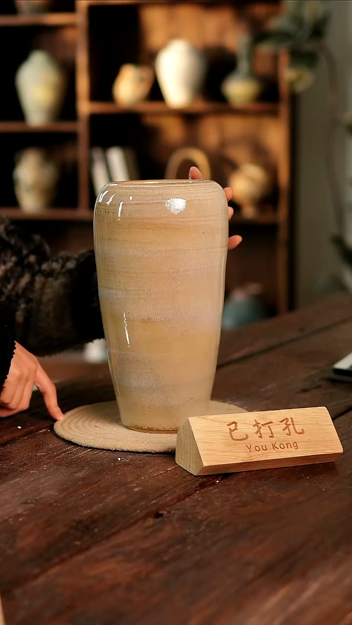 摆件26-217高28口11误差2已打孔瑕疵