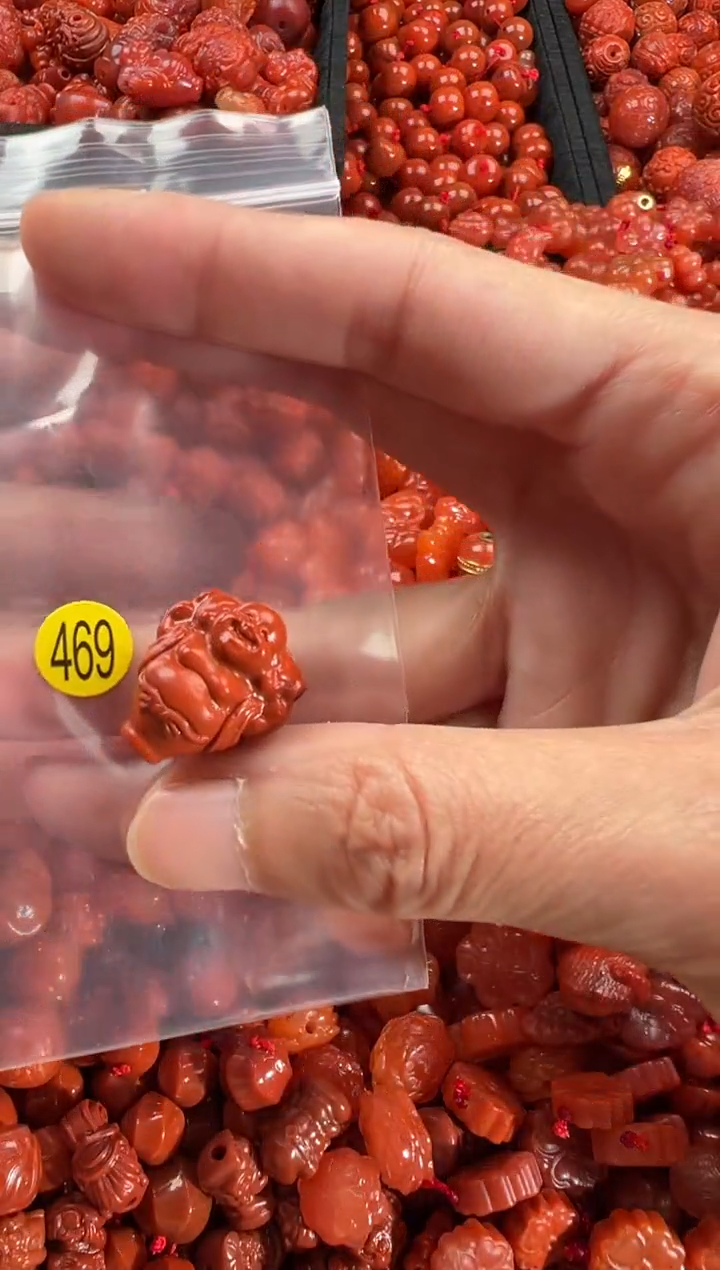 【闪购商品】南红玛瑙颈饰未镶嵌2