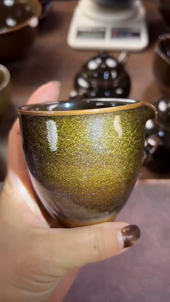 云****清乌金黑色的公道杯