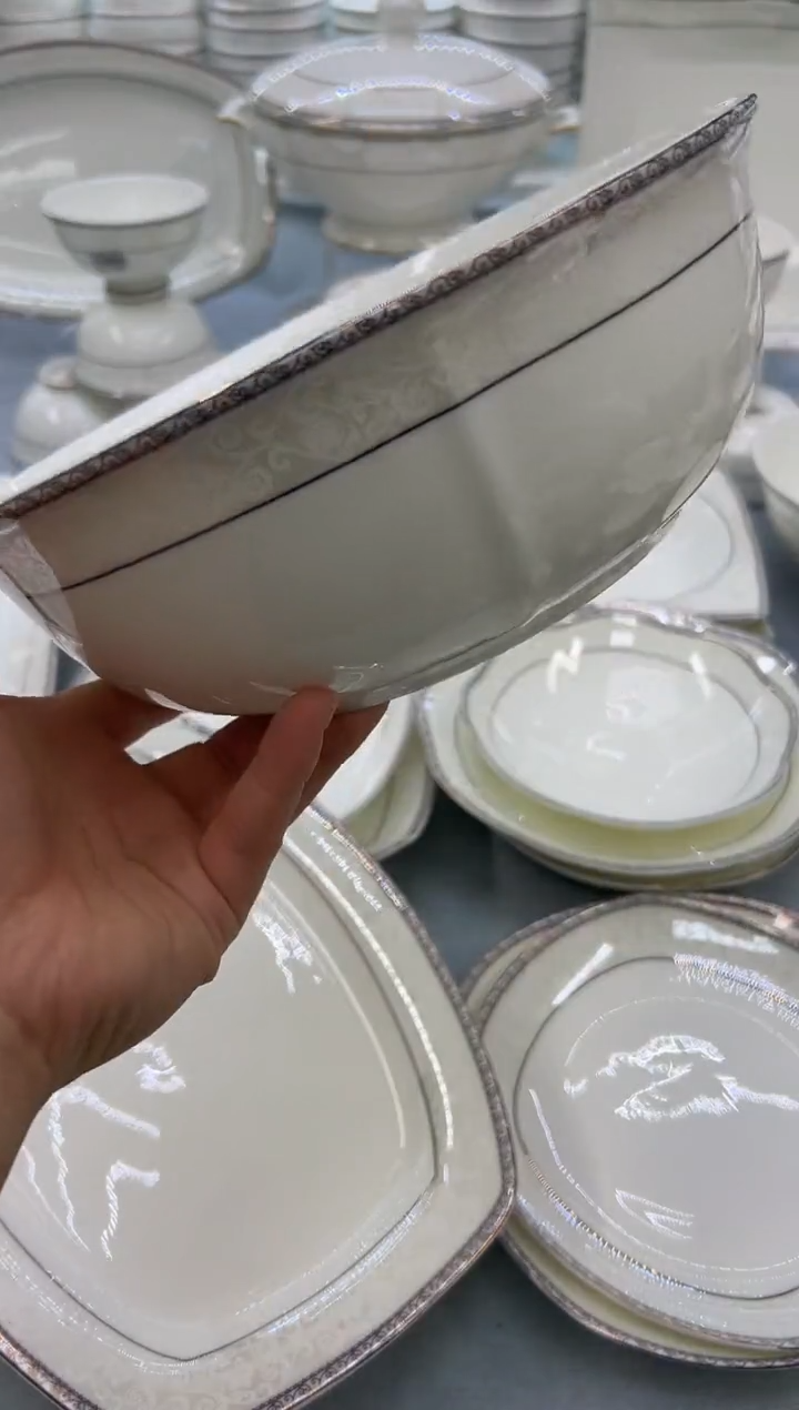 骨瓷玲珑9金鼎一个送大勺一个