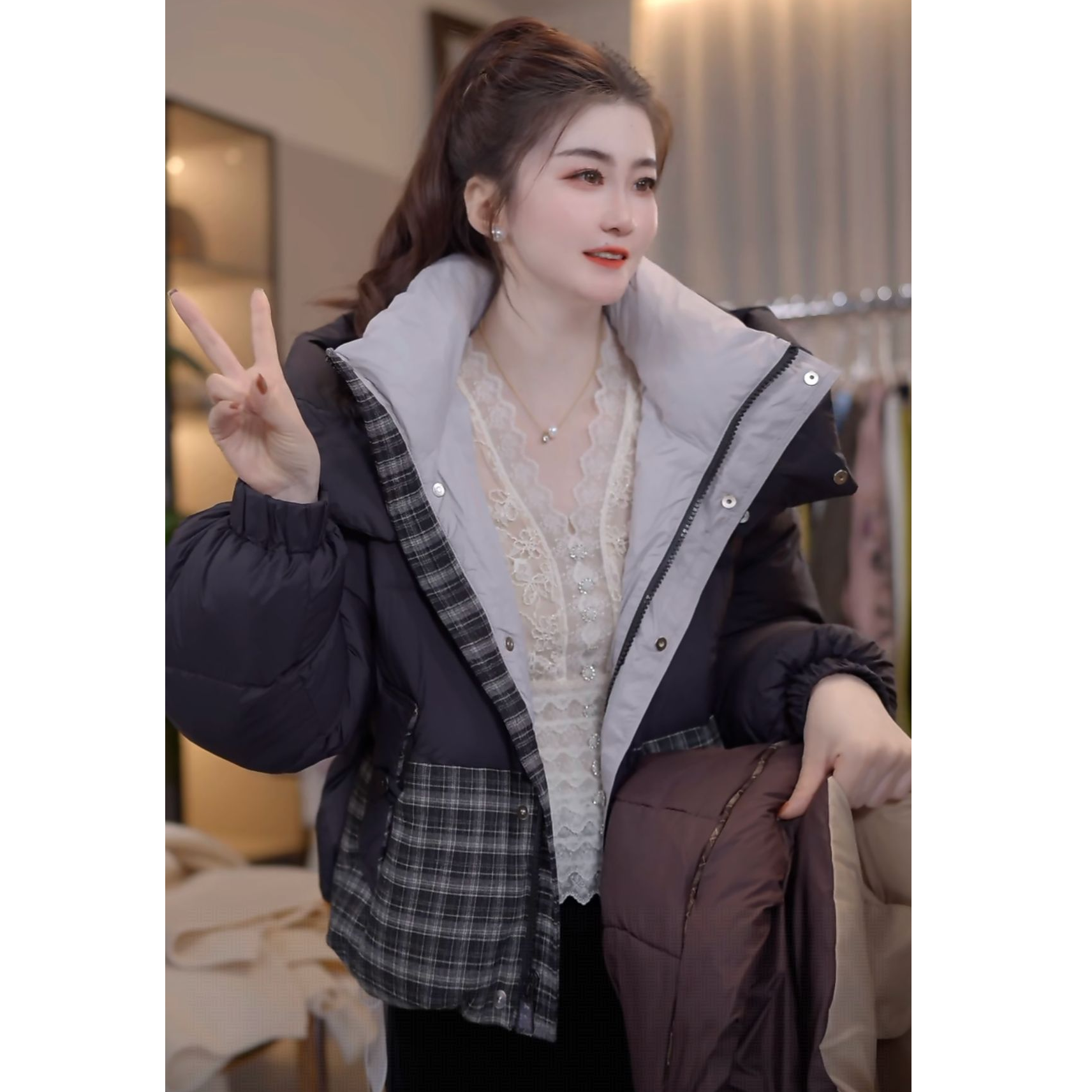 『羽绒服F』设计显瘦百搭时尚羽绒服81072