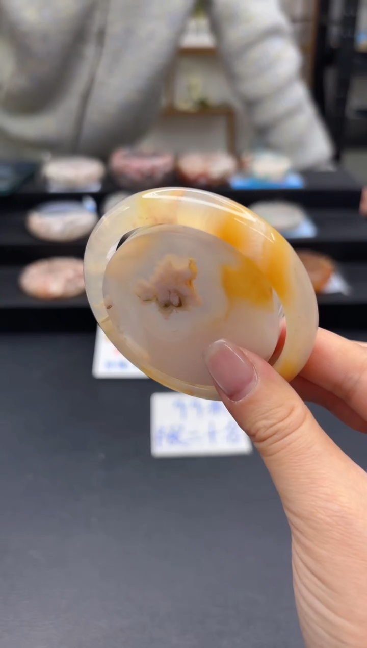 【闪购商品】石英质玉手镯未镶嵌C498(55圈赠送镯心)