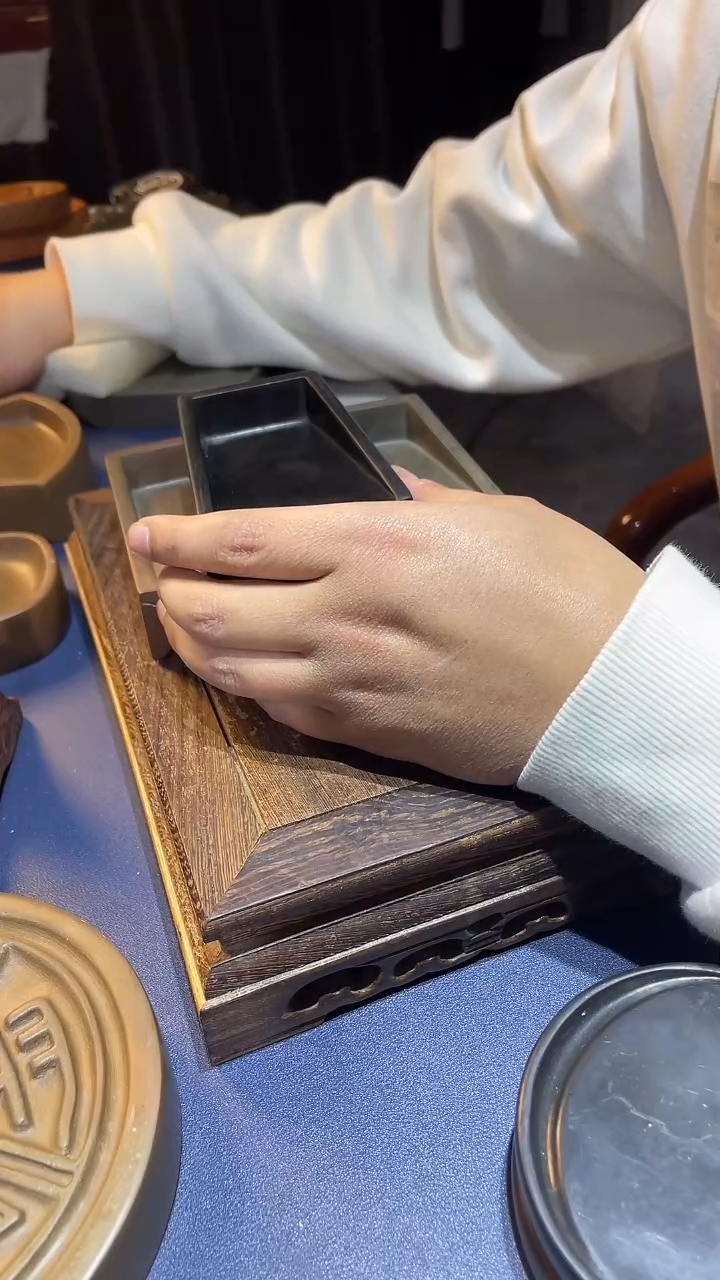 【闪购商品】绛州澄泥砚上品小抄手