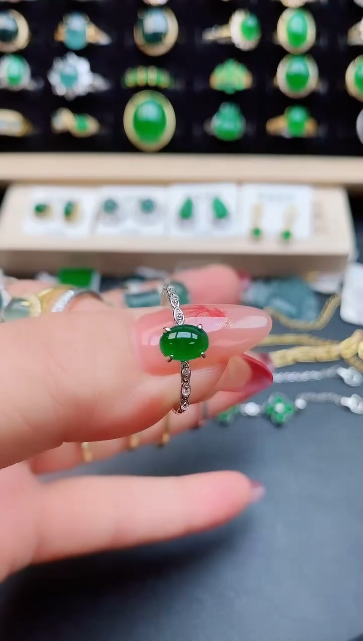 【闪购商品】翡翠戒指银S925镶嵌50858