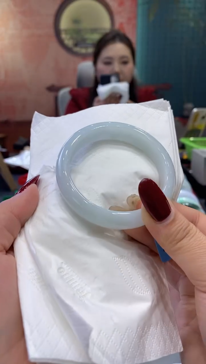 【闪购商品】翡翠手镯未镶嵌多人0019461