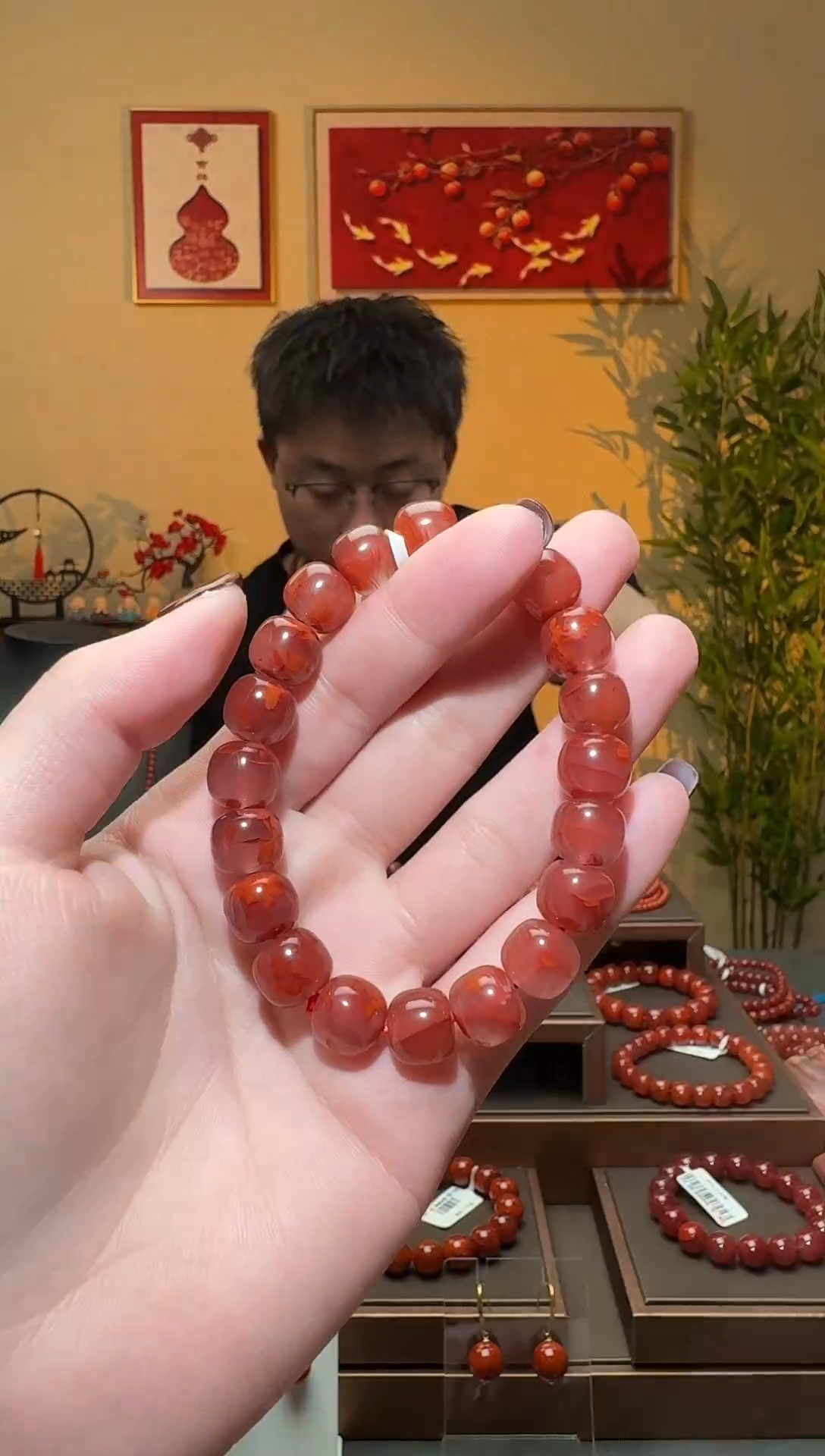【闪购商品】南红玛瑙手串未镶嵌一条约10mm 多样性发货