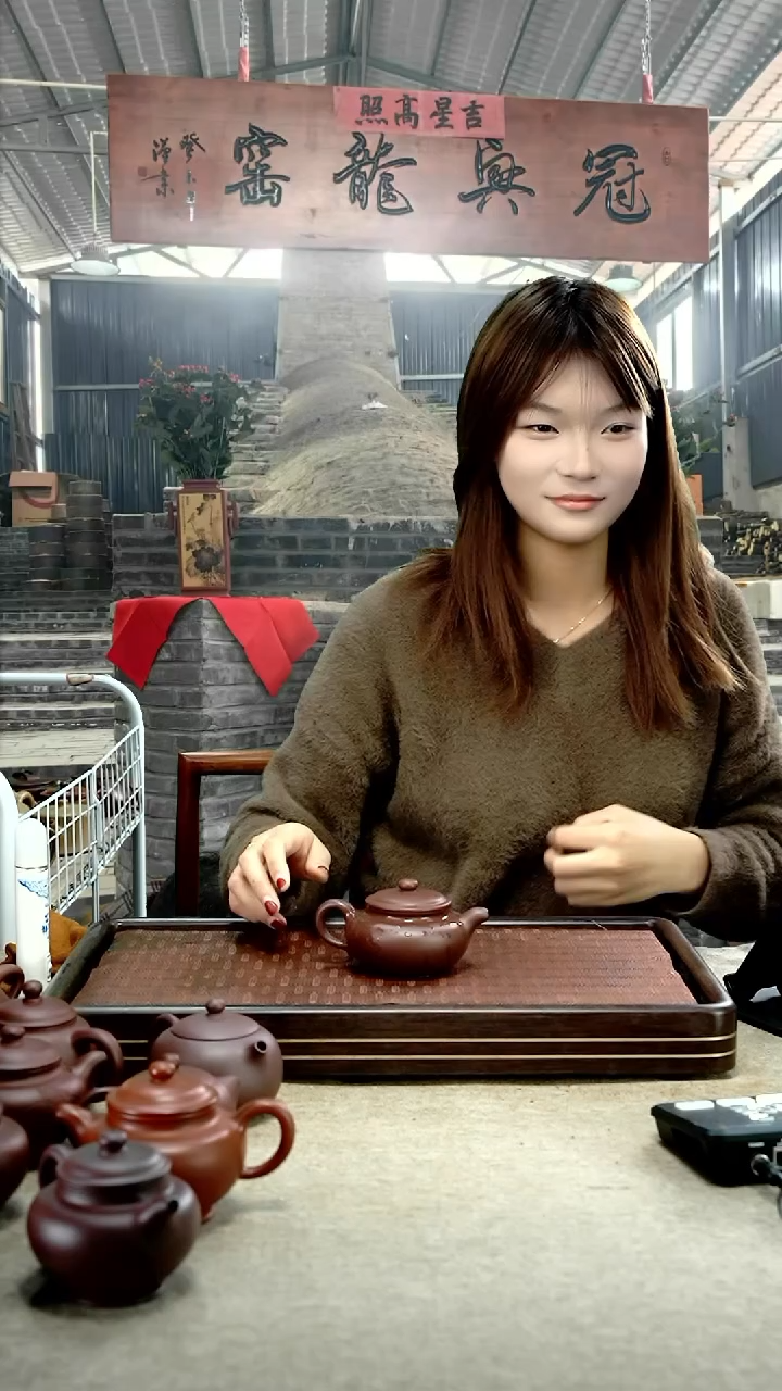 【闪购商品】lxr 紫泥 仿古 紫砂壶 光素