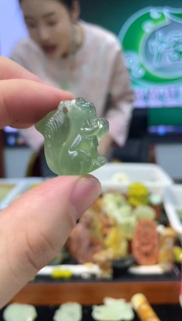 【闪购商品】岫玉吊坠未镶嵌·多样性发货*拍一发一